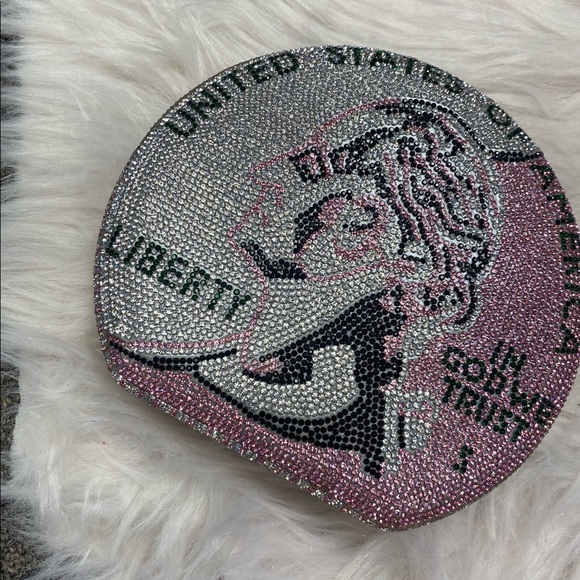 Money Bag - Picture 1 of 3